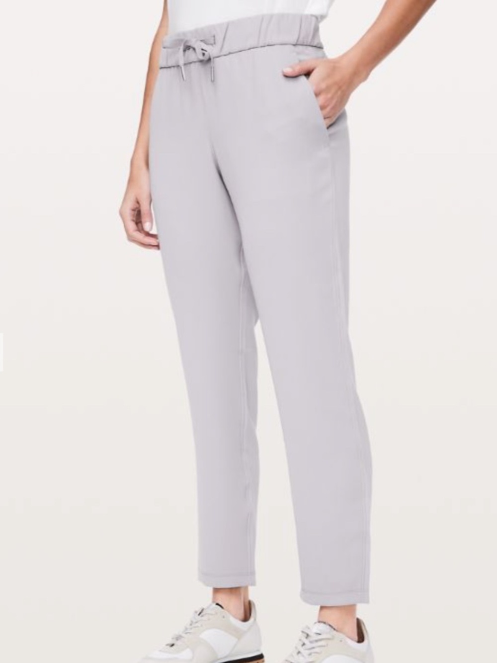 Lululemon on the fly 7/8 pant 27” silverscreen size 6